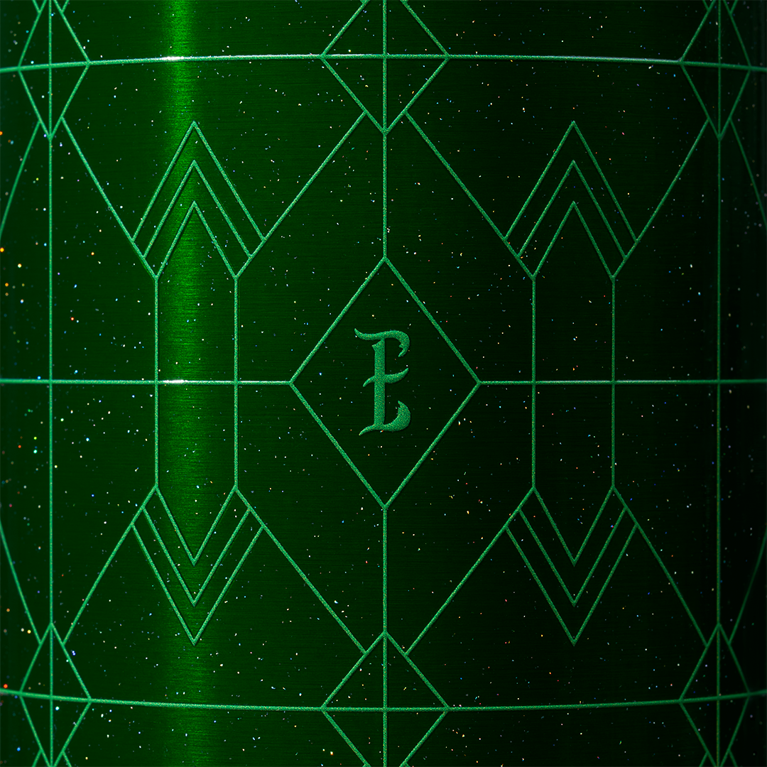 Wicked 32oz FreeSip® - Elphaba - Image 6